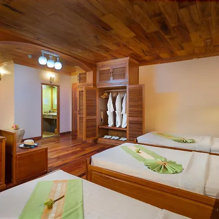 Ta Prohm Hotel & Spa