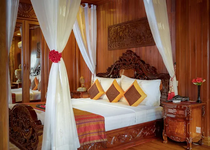 Ta Prohm & Hotel Siem Reap
