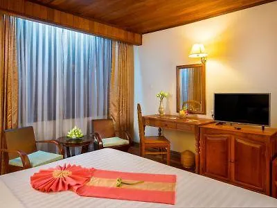 Ta Prohm & Hotel Siem Reap