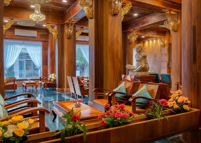 Ta Prohm & Hotel Siem Reap