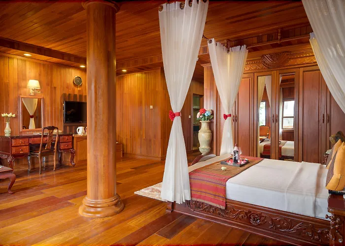 Ta Prohm & Hotel Siem Reap
