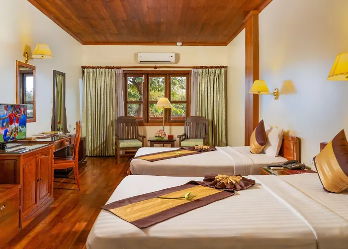 Ta Prohm & Hotel 4*