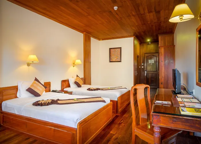 Ta Prohm & Hotel 4*