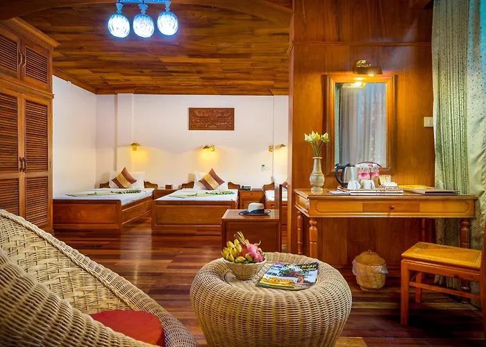 Ta Prohm & Hotel Siem Reap