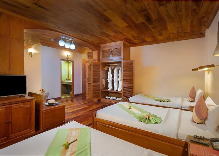 Hotel Ta Prohm & Siem Reap