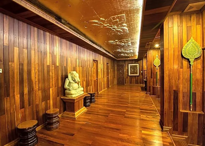 Ta Prohm & 4* Siem Reap