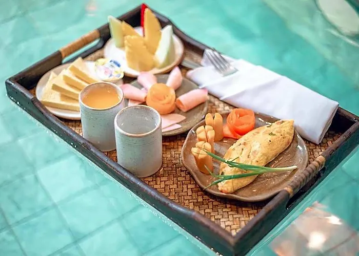Ta Prohm & Hotel Siem Reap
