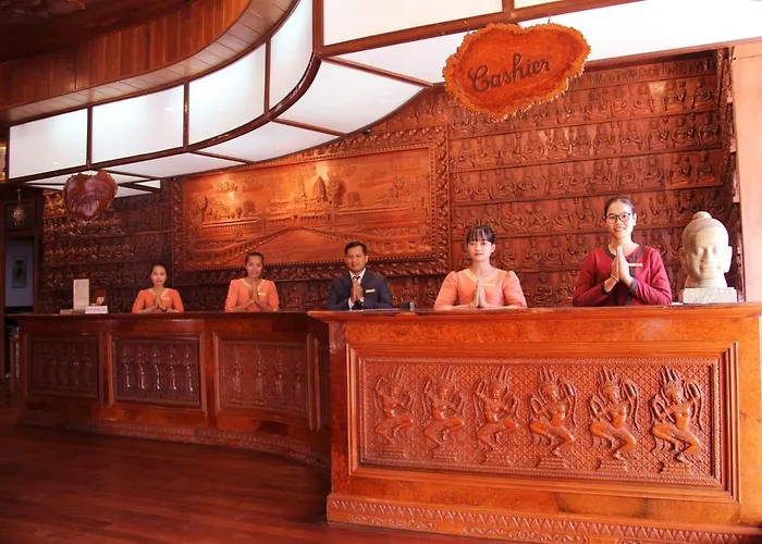 Ta Prohm & Hotel 4*