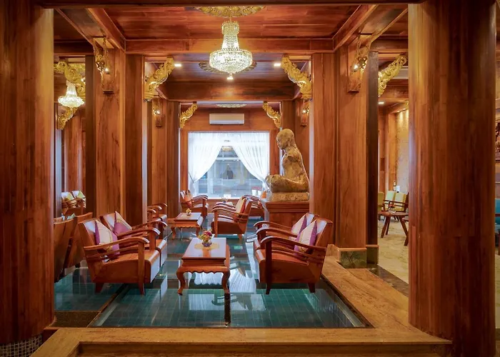 Ta Prohm & Hotel Siem Reap